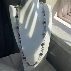 Elegant Black and White Pearl Necklace